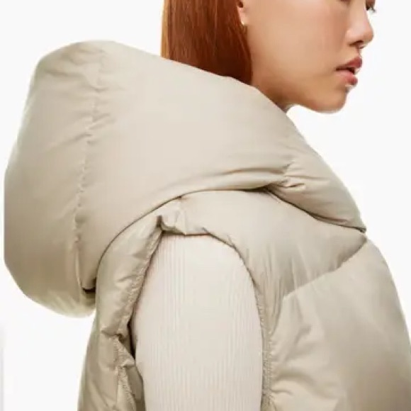 Aritzia Babaton Duvet Puff Vest Almond Tan - Picture 5 of 13
